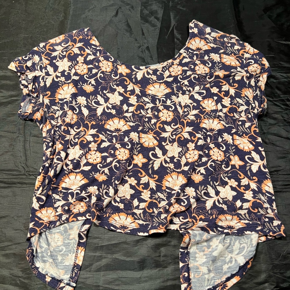 Charlotte Russe Top. Size medium
